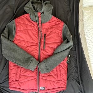 NWT Matix mens size M quilted jacket, maroon and gray